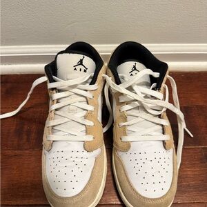 Air Jordan 1 Low SE 'Brown Elephant